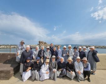 Un groupe de religieuses sur l'île de&nbsp;Baengnyeong
