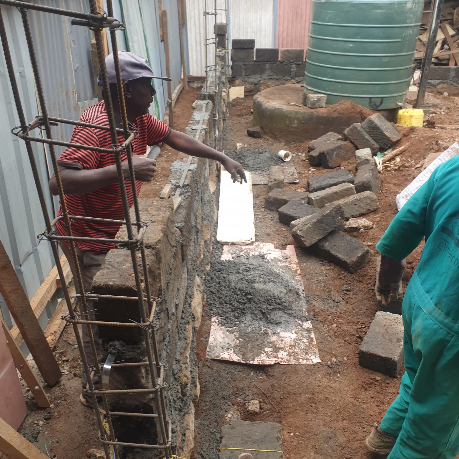 2.construction_of_walls_in_progress